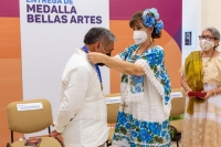 Feliciano Sánchez Chan recibe la Medalla Bellas Artes 2021