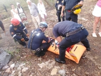 Elementos de la SSP rescatan a turista de cenote