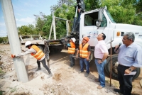 Renán supervisa ampliación de red de energía eléctrica en Tixcacal