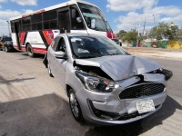 Camionero ocasiona choque múltiple en Colonia Los Reyes 