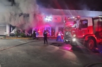 Arde tienda de ropa en Francisco de Montejo