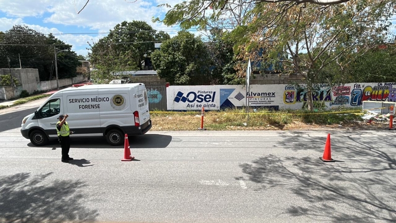 Hallan hombre sin vida en vía pública