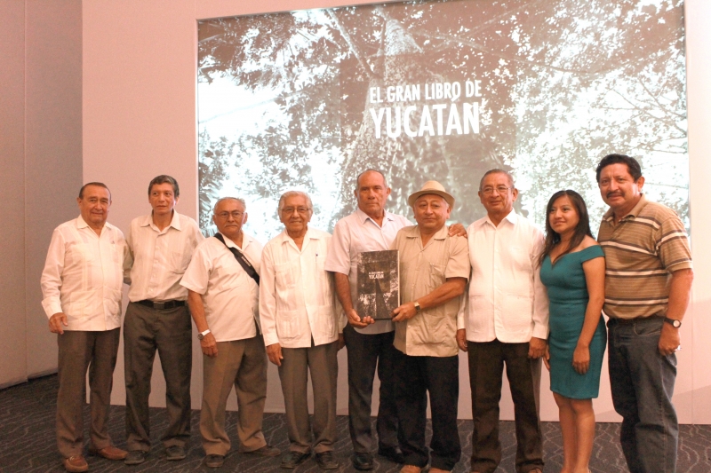 Presentan El Gran Libro de Yucatán