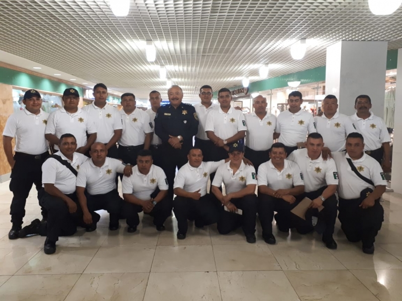 Viajan policías meridanos al curso SWAT en Miami