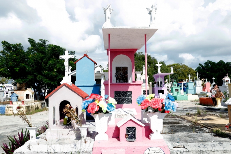 Panteones estarán abiertos durante celebraciones del Día de Muertos