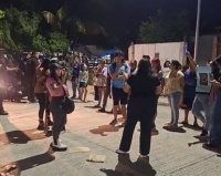 Protestan por crueldad animal en Um&aacute;n