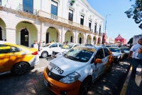 Competir contra Uber es como jugar contra el Barça: taxistas