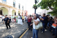 Docentes protestan nuevamente en Palacio de Gobierno