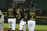 Leones apalea 14-1 a Pericos de Puebla en el Kukulcán