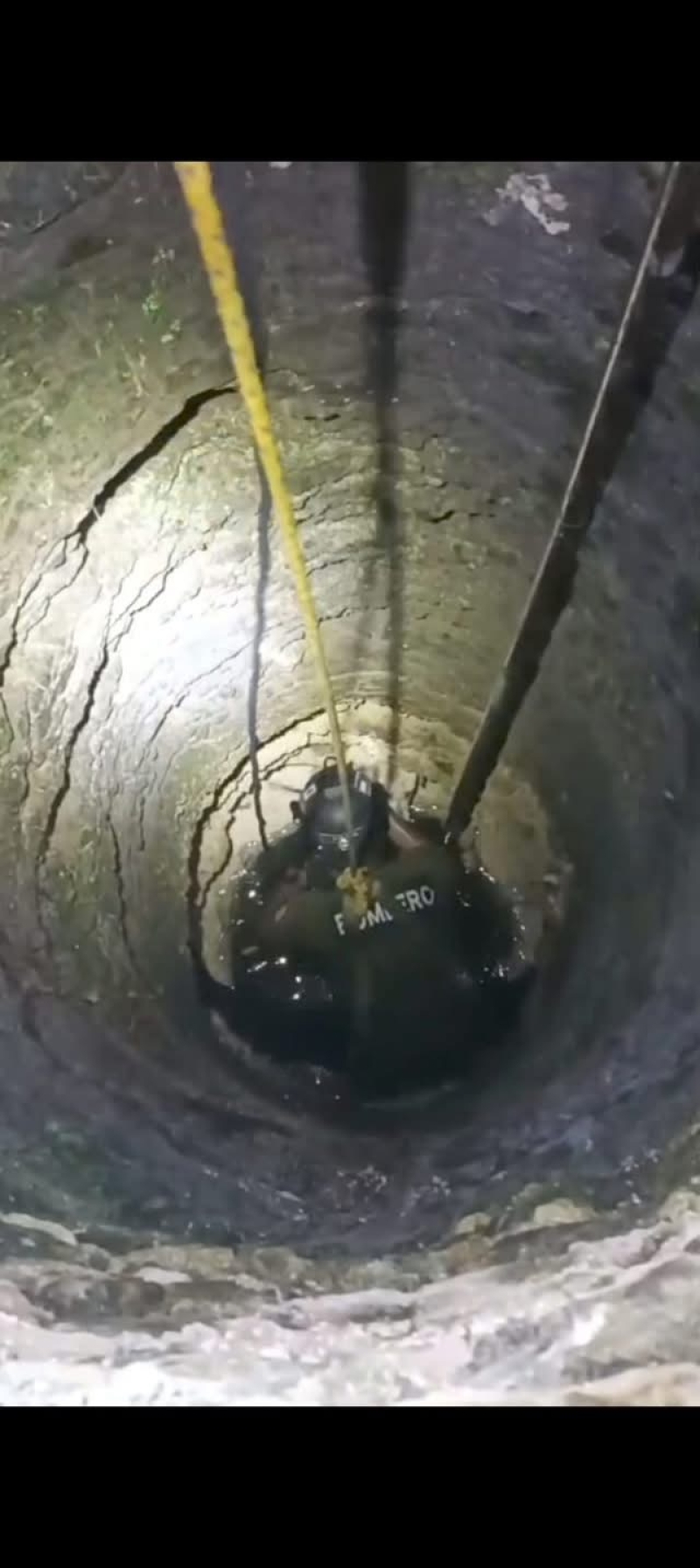 Rescata a “Perla” de pozo profundo