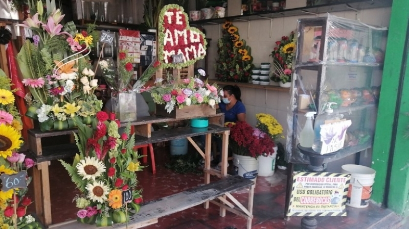 Festejos del Día de la Madre dejaría derrama de más de mil 785 mdp