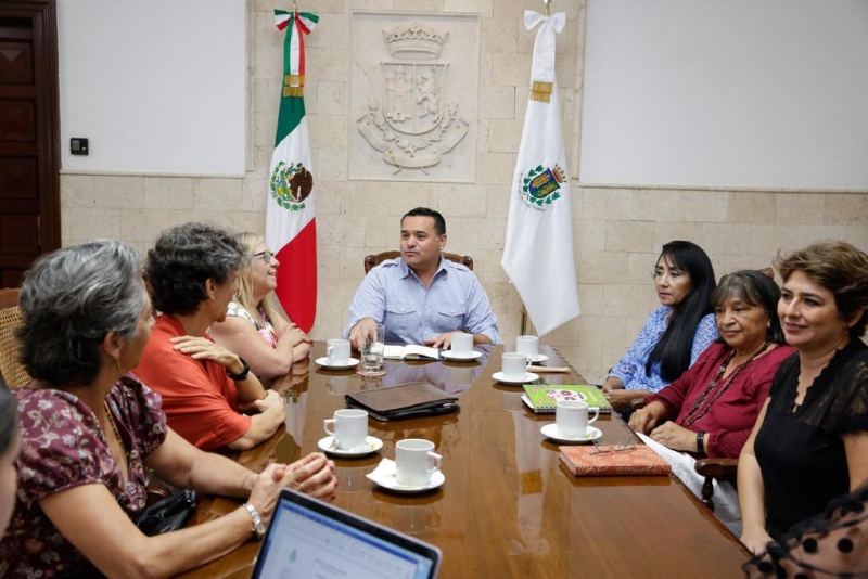 Refrenda Renán Barrera compromiso con la lucha feminista