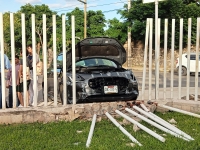Choque en el centro deja daños materiales