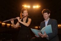 Flautista Megan Maiorana, solista invitada de la OSY