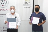 IDEY reconoce a estudiantes universitarios