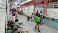 Cortinas en mercados del centro aún lucen cerradas