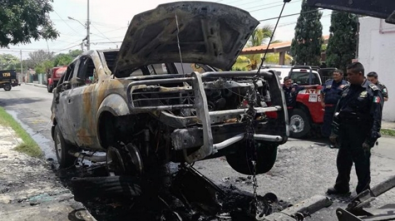 Arde camioneta de la SSP