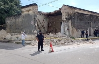 Reportan derrumbe parcial de casona del Centro Histórico 