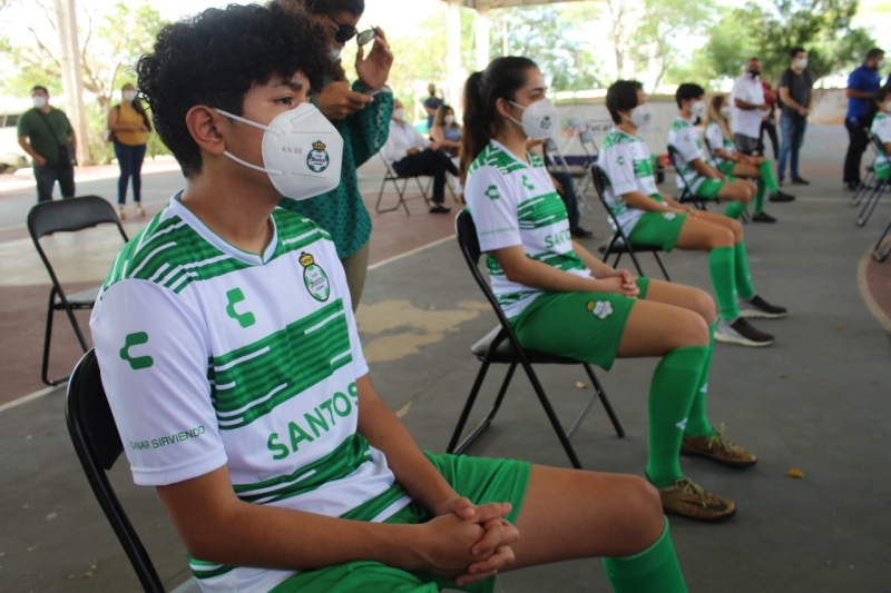 Santos Laguna abre escuela en Mérida