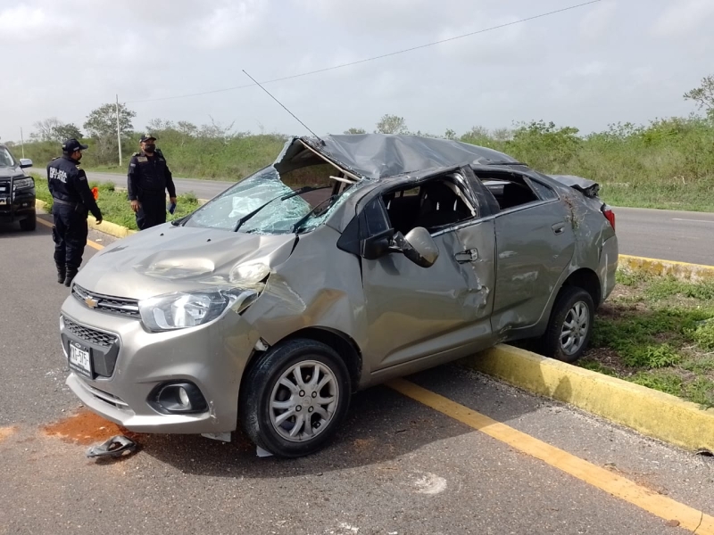 Siniestro vial en la Mérida-Cancún deja un lesionado grave