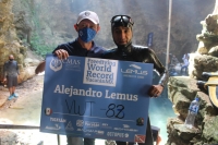 Alejandro Lemus rompe primer récord mundial