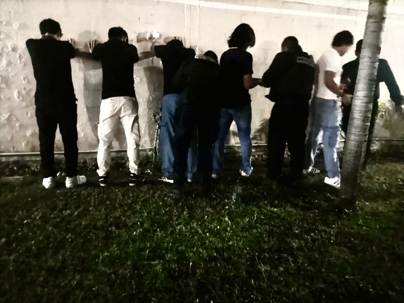 Policía revienta rave clandestino en Kanasín