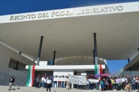 Protestan ejidatarios en el Congreso de Yucatán