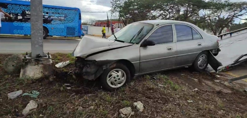 Autobús de la ruta “Va y ven” sufre siniestro vial