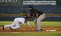 Leones vuelve a perder ante Olmecas