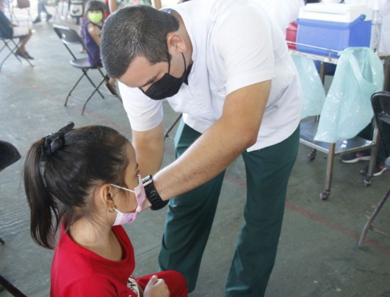 Aplicarán segunda dosis a menores de Mérida, del 6 al 9 de octubre
