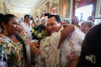 Presentan libro sobre el bordado maya en Yucat&aacute;n