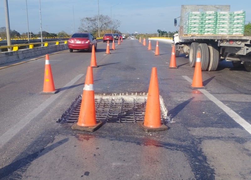 Incay realiza reparaciones en Periférico Sur de Mérida