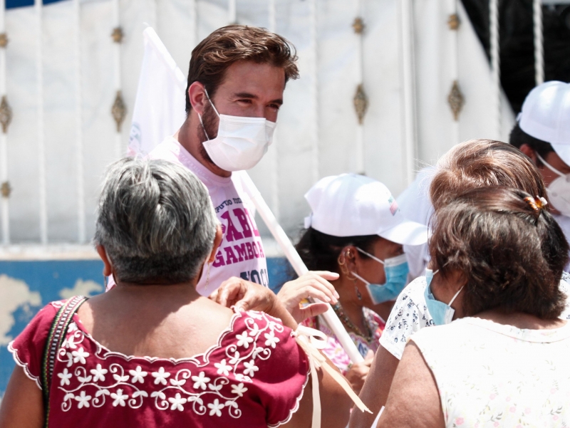 Agradece Pablo Gamboa la confianza que le expresan en el sur y poniente de Mérida