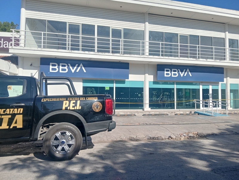 Frustran robo a cajero automático