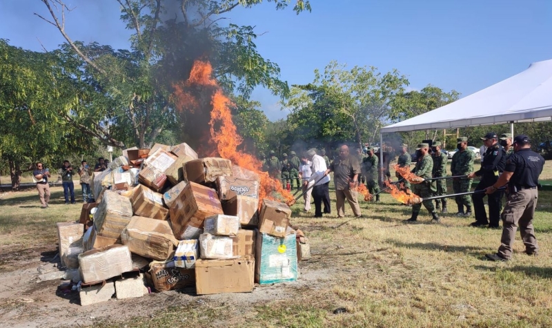 Realizan destrucción drogas y suplementos alimenticios 