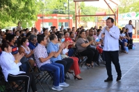 Entrega Díaz Mena recursos a escuelas de 15 municipios