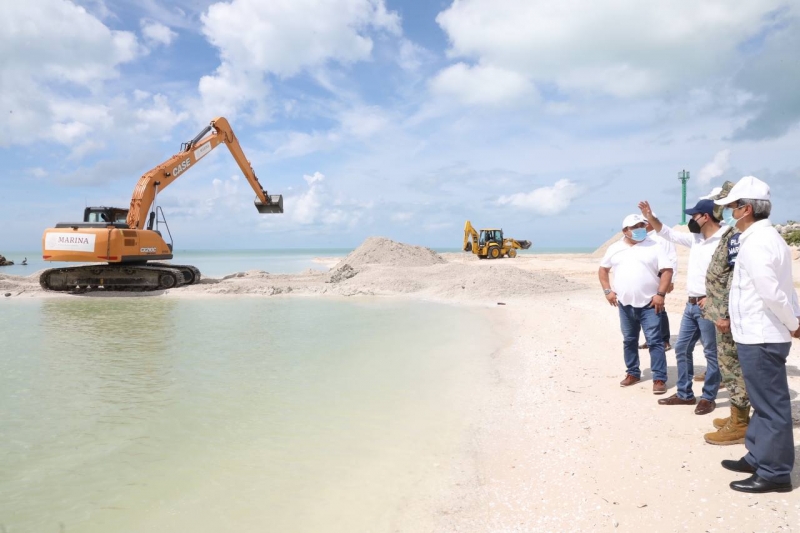 Realiza Vila Dosal gira de trabajo en el poniente yucateco