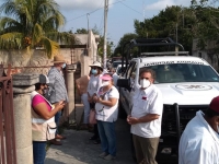 Vacunan contra Covid-19 a “la Diosa de la Cumbia” en Motul
