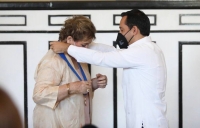 Margarita Díaz Rubio recibe la Medalla Yucatán 2021