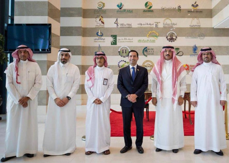 Vila Dosal presenta productos yucatecos ante funcionarios de Arabia Saudita