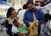 Nuevas generaciones de hombres participan en la paternidad