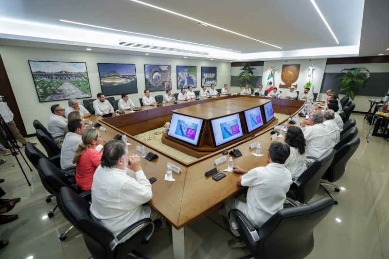 Avanza proyecto de ampliación de Puerto Progreso