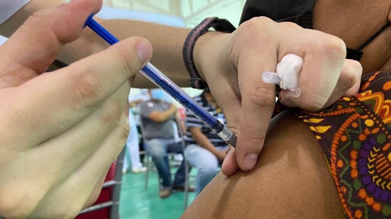 Vacuna Pfizer-BioNTech podrá aplicarse en adolescentes: Cofepris