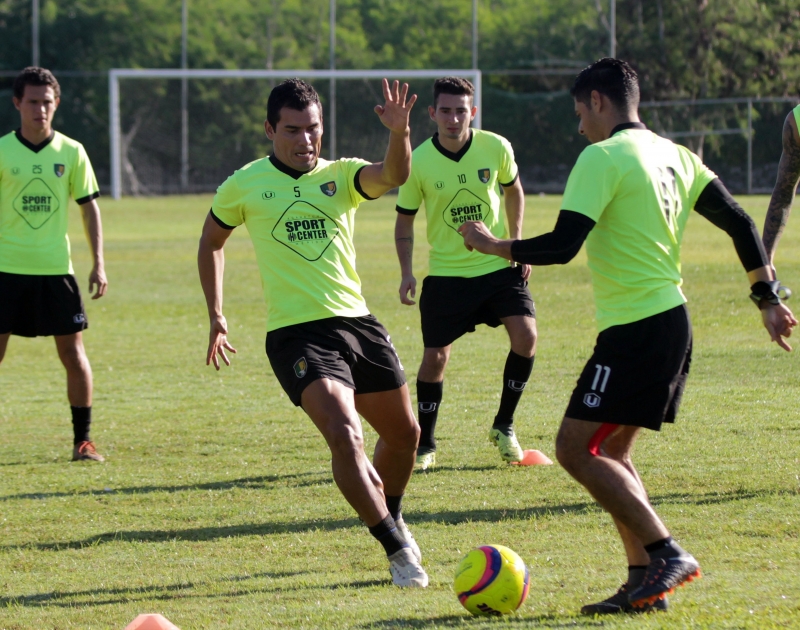 Defensa, clave para el partido contra Leones Negros