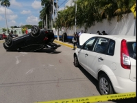 Familia tabasqueña protagoniza siniestro vial