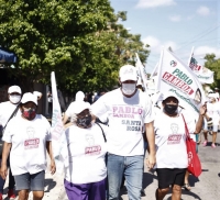 Celebra Pablo Gamboa a las madres del tercer distrito federal