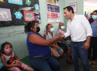 Visita Mauricio Vila la escuela &quot;Benito Juárez García&quot;