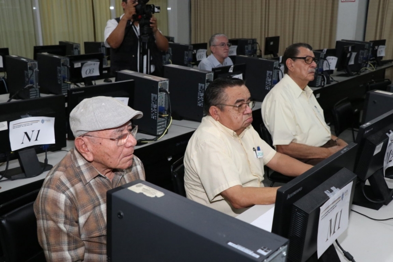 Inician talleres de la Universidad de los Mayores