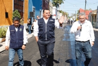 Constata alcalde trabajos de repavimentación en el Centro