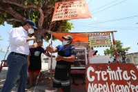 Vila dialoga con comerciantes en Progreso